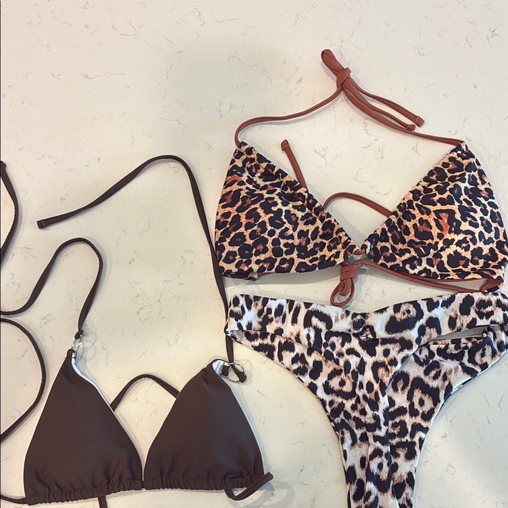 Leopard Thong Print Bikini with 2 Tops